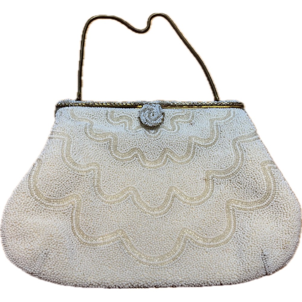 Antique Walborg Micro-Beaded Handmade In France Purse with Scalloped Design